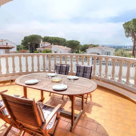 Holiday home Holiday Afrodita L'Escala